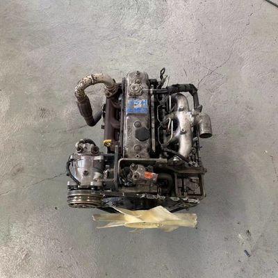 품질 4*2 수동 Isuzu 4JG2 2.5 사용 된 디젤 엔진을 위해 물 냉각 공장