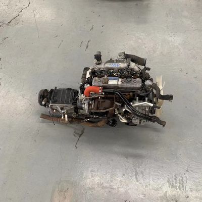 품질 2.5L OEM Isuzu 4JB1T NKR Isuzu 디젤 엔진 트럭 및 농업 차량에 적합 공장