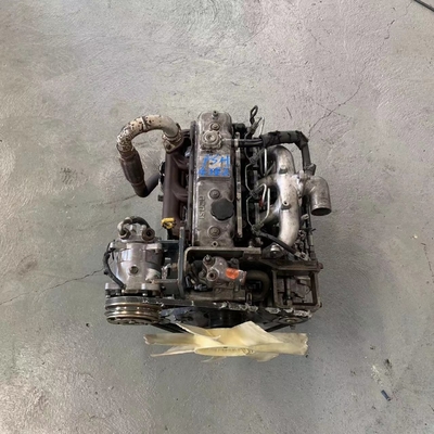4*2 수동 Isuzu 4JG2 2.5 사용 된 디젤 엔진을 위해 물 냉각